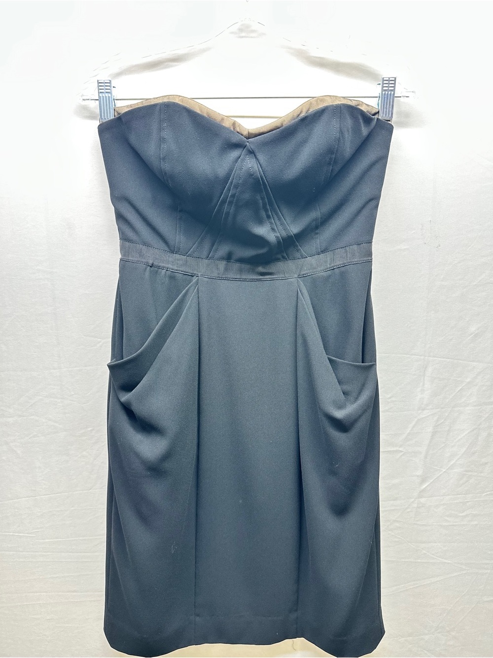 BCBG MaxAzria Black Strapless Sweetheart Neck Corseted Boned Cocktail Dress